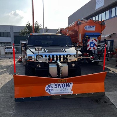 Snow plow for Jeep Hummer H2 MICROTECH