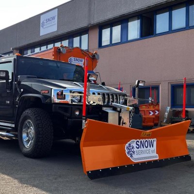 Snow plow for Jeep Hummer H2 MICROTECH