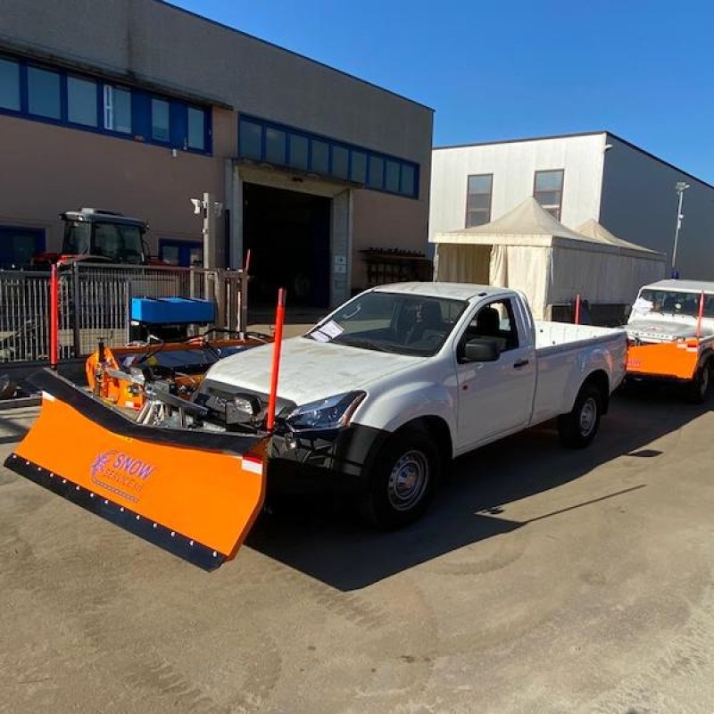 Snow plow for Isuzu D-Max pick-up MICROTECH