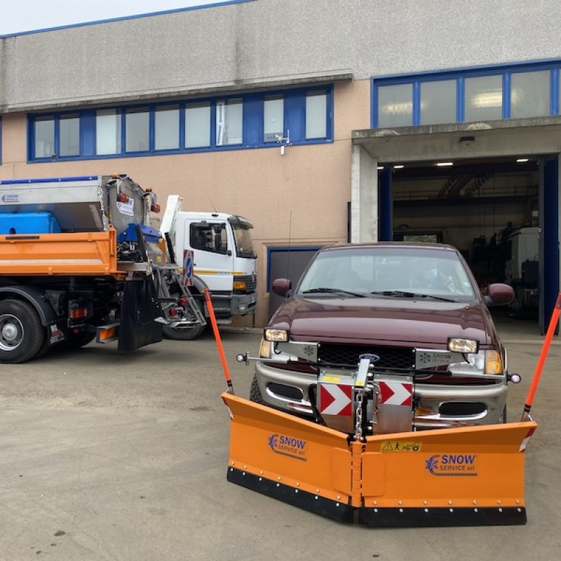 Chasse-neige pour pick-up PKV