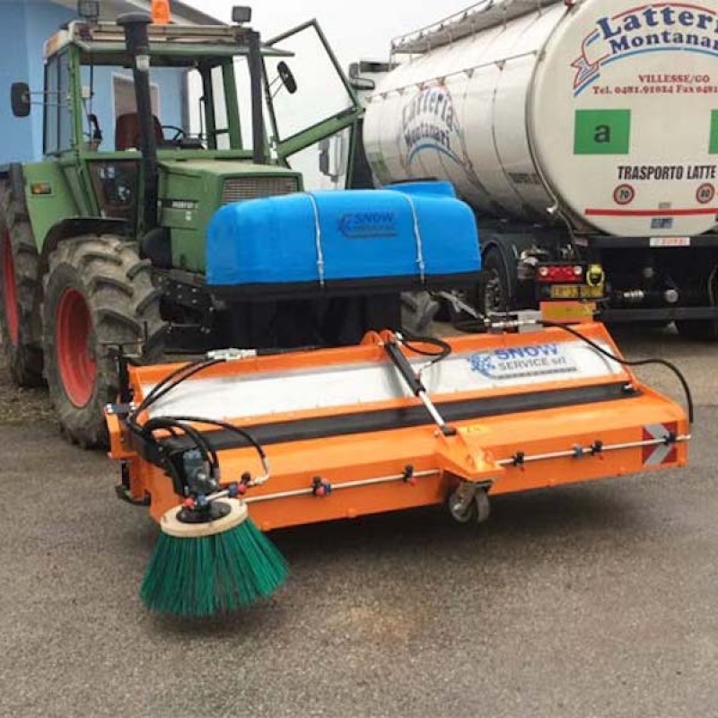 SPC hydraulic street sweeper