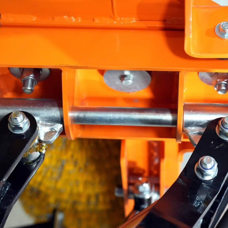 SWC 2600 roller sweeper for trucks
