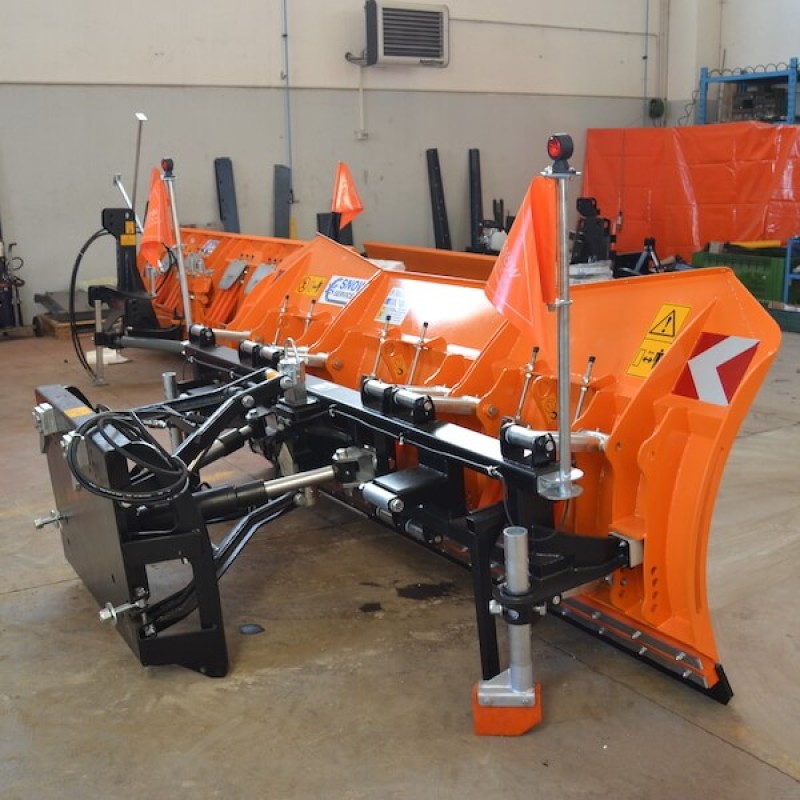 VMR2-S 3-point lift attachment snowplough